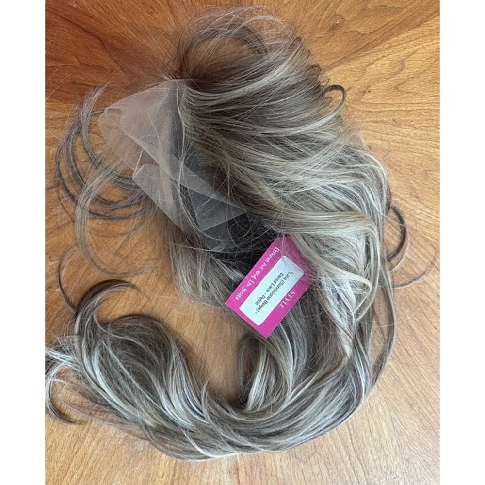 NWT CSC Wig - Chelsey Smith - Swiss Lace New Blonde LaLa Sandstone Beige Petite
